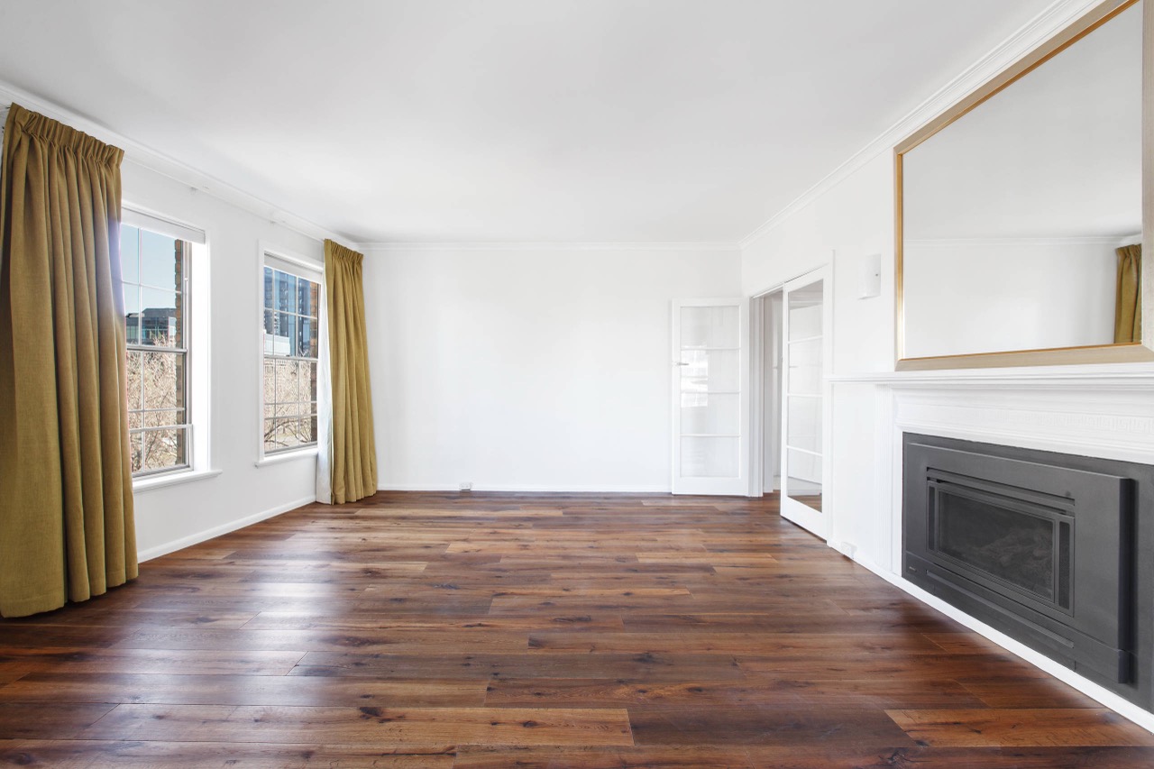 Traditional Family Apartment — published project photo 2 of 13