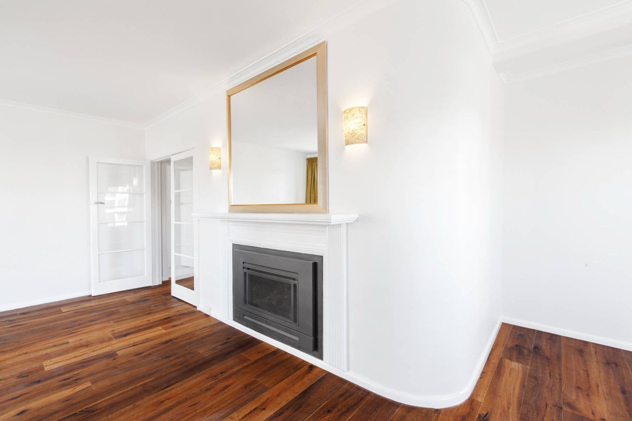 Traditional Family Apartment — published project photo 4 of 13